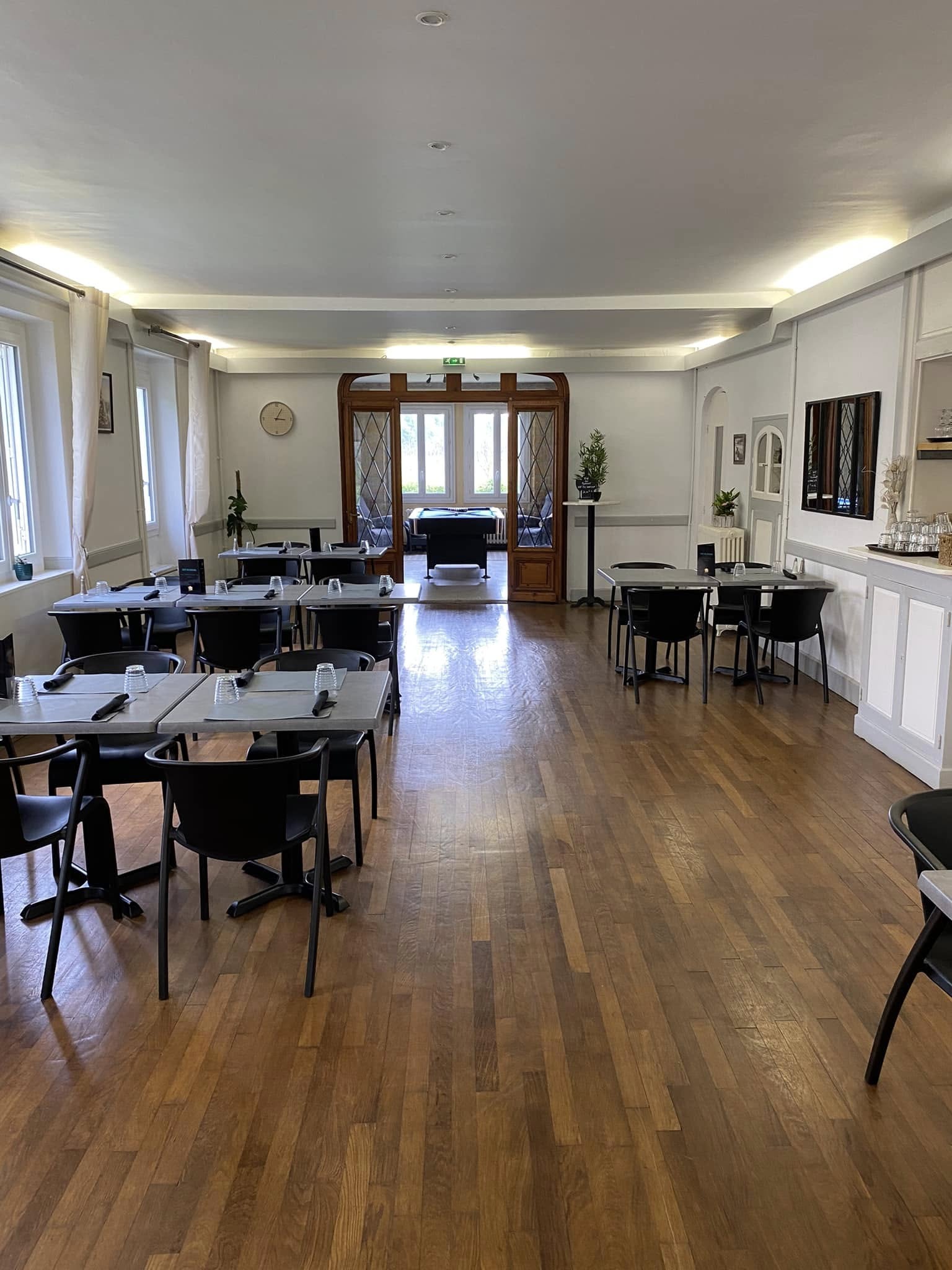Restaurant 1